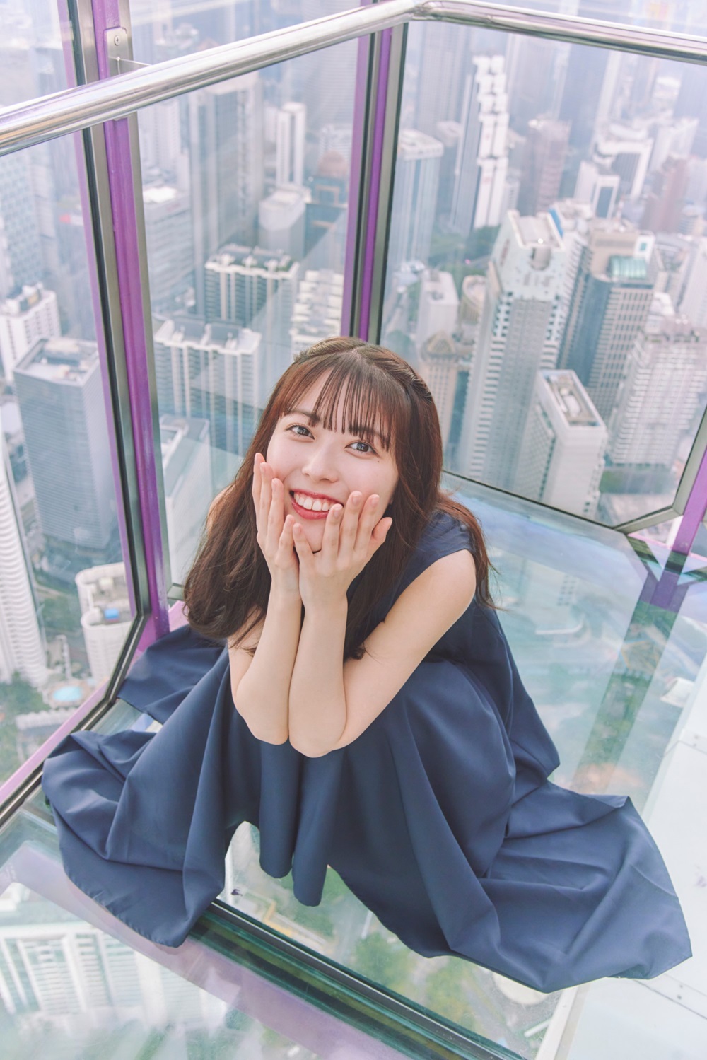 岩本蓮加（乃木坂46）、1st写真集「いたずらな風」封入特典