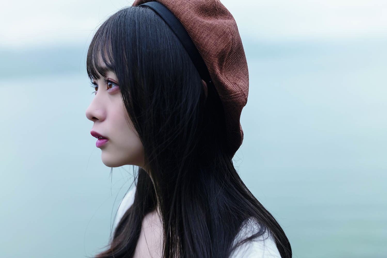 横山結衣1st写真集 未熟な光 - 株式会社玄光社