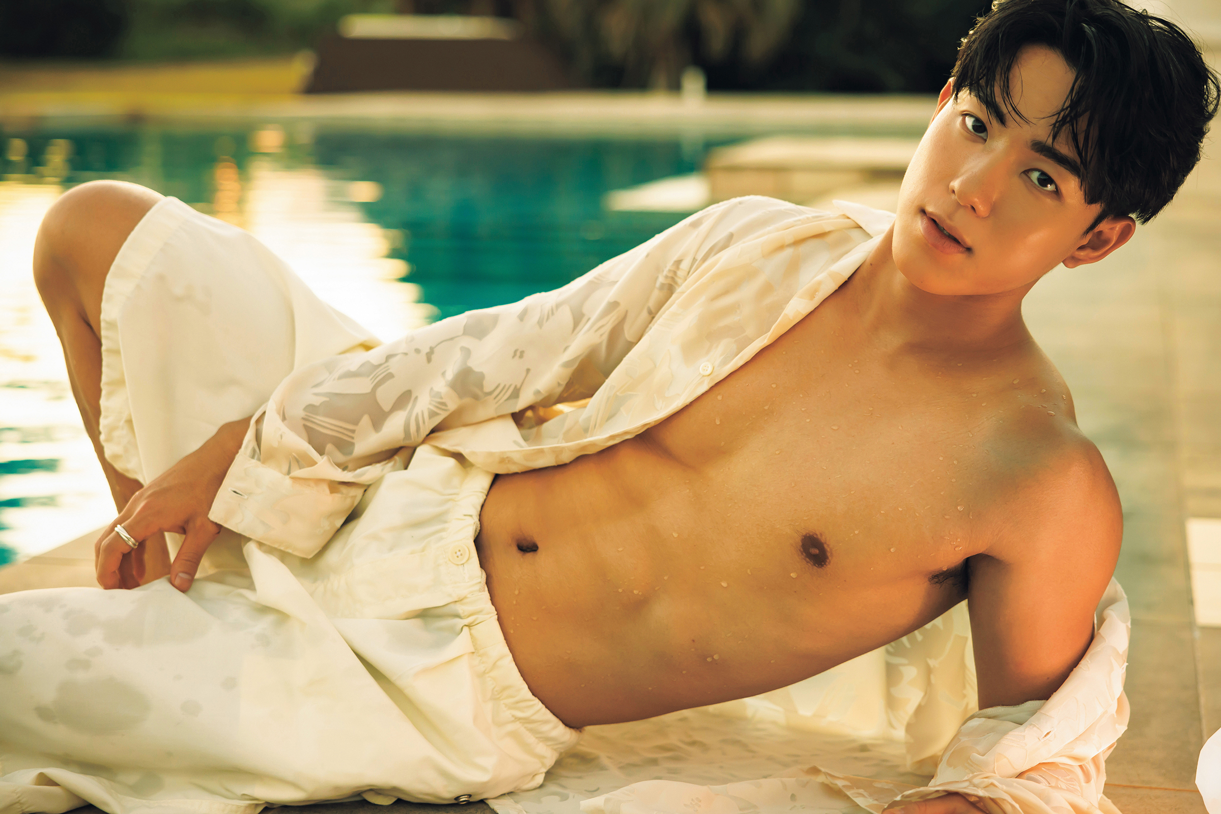 電子版限定特典つき】Kazuto 1st photobook Sexuality - 株式会社玄光社